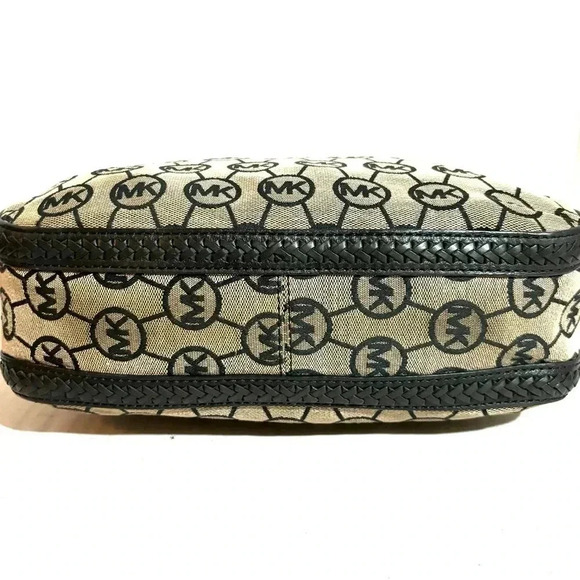 Michael kors MK signature print canvas shoulder handbag - Picture 10 of 11